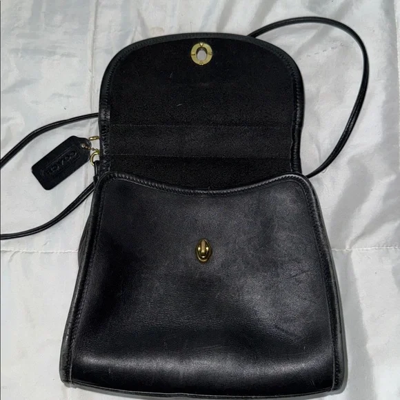 Vintage Coach mini Willis purse - Picture 3 of 5